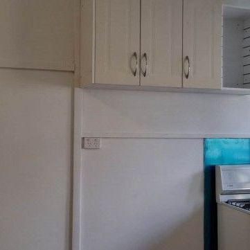 RENOVATED1BED UNIT+ AIR-CON - Photo 1