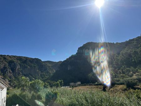 Town House for rent in Benahavis - Photo 3