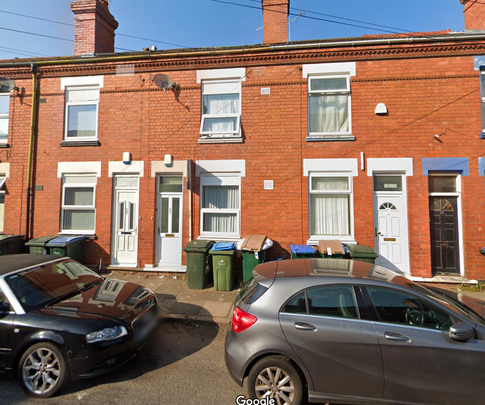 Mowbray Street Room 2 - Photo 1