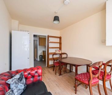 5 bedroom house to rent - Photo 1