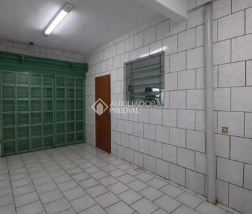 Casa com 3 quartos e 350m² para alugar em Harmonia, Canoas. - Foto 3