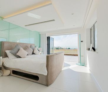 5 bedroom detached house to rent - Photo 4