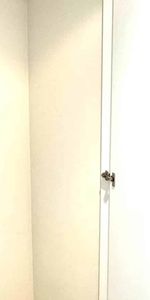 CITY CENTRE - 1 Bedroom Apartment Unit- Water ... - Photo 3