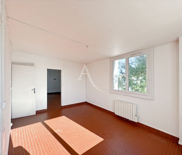 Location Appartement 4 pièces 64m² - Photo 4