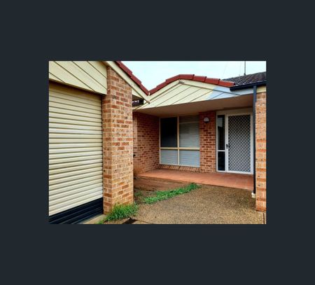 9B Corundum Close, Eagle Vale, NSW 2558 - Photo 3