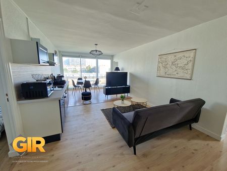 Location Appartement 1 pièce 83m² RENNES 35000 - Photo 2