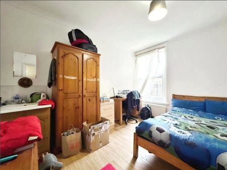 4 bedroom house to rent - Photo 3