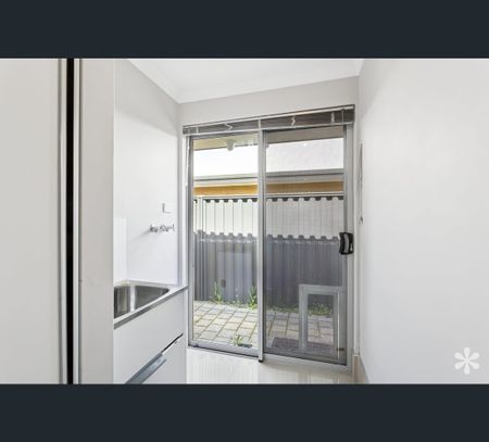 9 Gamin Vista, Aveley, WA 6069 - Photo 2