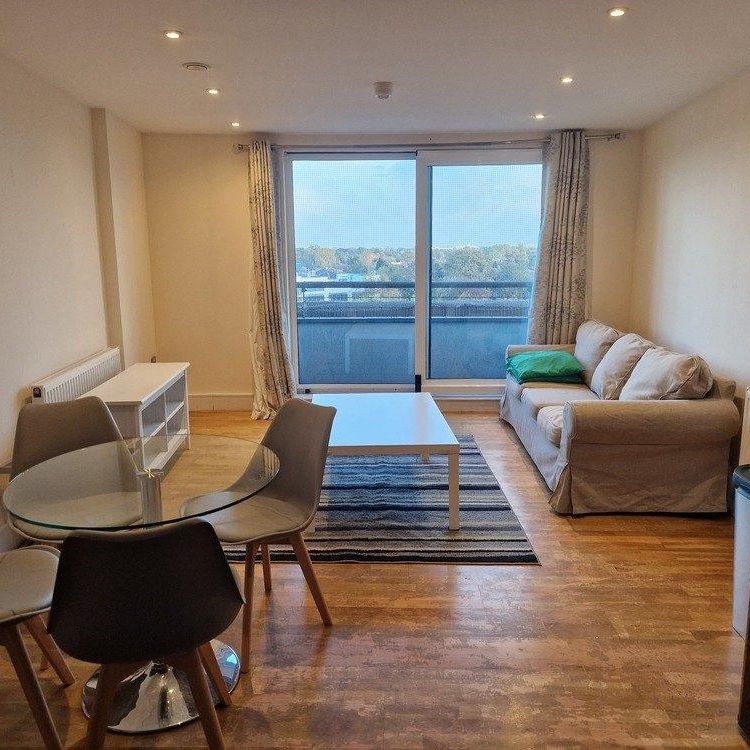 1 bedroom flat to rent - Photo 1