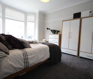 1 bedroom in a house share to rent - Photo 3