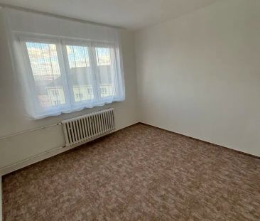 Pronájem bytu 3+1 Habartov - Photo 1