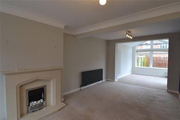 3 bedroom semi-detached house to rent - Photo 1