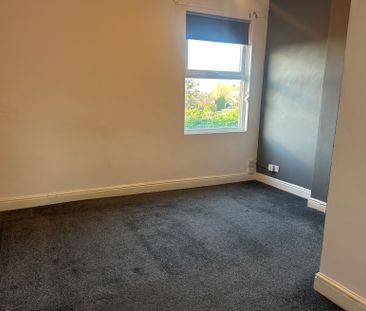 Edward Road - Photo 5