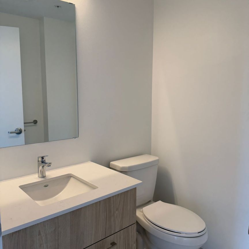 36 Robinson Ave, Ottawa, ON - Photo 1