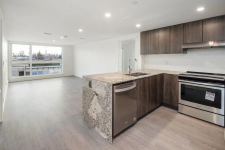 The Lloyd — 2 Bedroom + 2 Bath - Photo 5