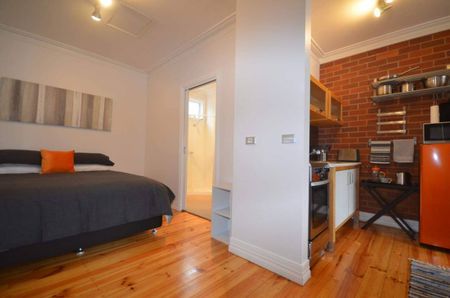 FULLY FURNISHED - UNAVAILABLE UNTIL FEBRUARY 2019 - Photo 4