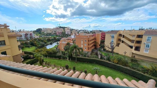 Atico en alquiler en Riviera del Sol, Mijas - Photo 1