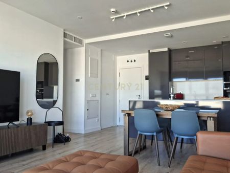 Paseo Martiricos, Málaga, Andalusia 29009 - Photo 4