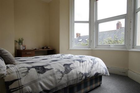 5 bedroom maisonette to rent - Photo 3