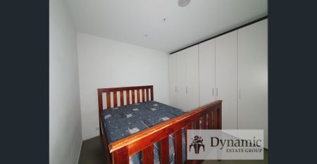 CBD Location Apartment 2 bed 1 bath Partially Furnished - Photo 2