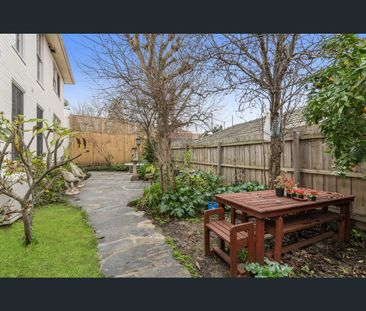 2/45 Washington Street, Toorak, Vic 3142 - Photo 2