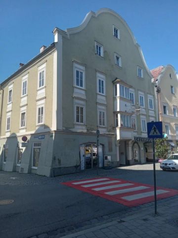 gepflegte 3-Zimmer-Wohnung mit möblierter Küche und Dachterrasse im Zentrum von Schärding - Foto 5