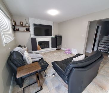 For Lease - 189 Aberdeen Avenue, Vaughan, Ontario - Photo 5