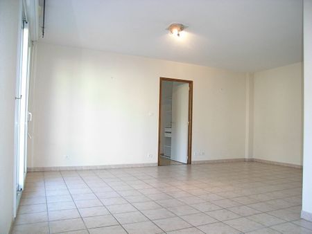 Location Appartement 2 pièces 48m² - Photo 2