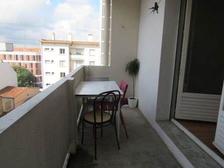 APPARTEMENT T3 70M - Photo 5