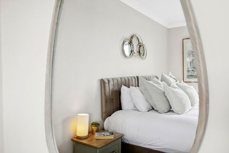 Northey Street - Photo 2