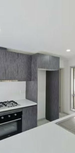 MODERN GRANNY FLAT IN BOSSLEY PARK! - Photo 1