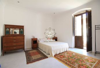 Trilocale arredato Ortigia