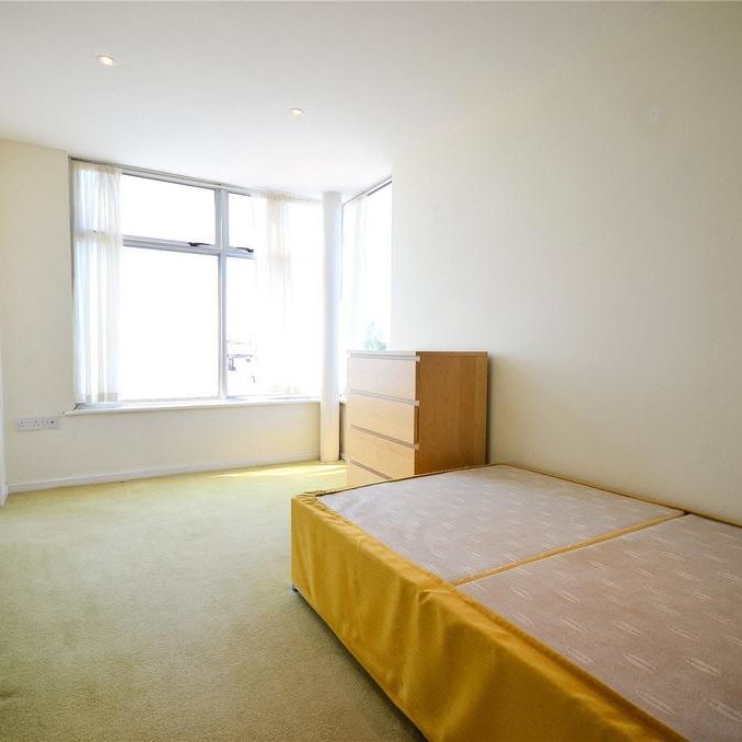 3 bedroom penthouse to rent - Photo 1