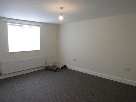 3 Station Road, Whittington, Oswestry - Photo 3