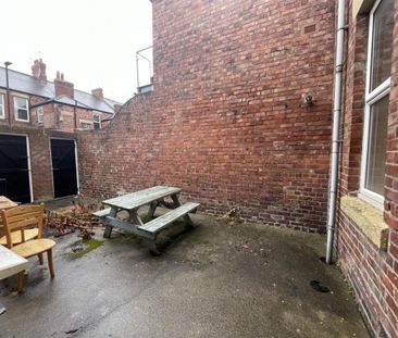 2 bedroom Student Flat to rent in Forsyth Road, Jesmond ,Newcastle ... - Photo 4