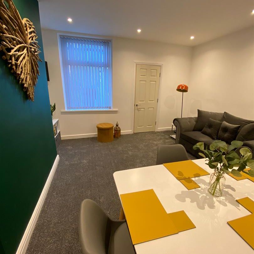 1 bed house share to rent in Albion Street, Burnley, BB11 - Photo 1