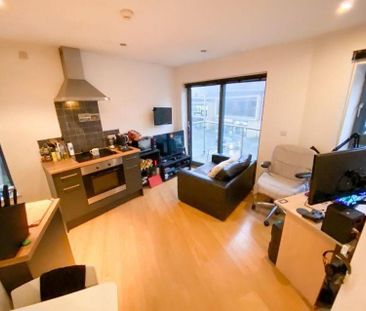 Studio to rent - Photo 2