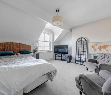 5 bedroom semi-detached house to rent - Photo 2