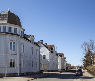 Skara, Västra Götaland - Photo 1