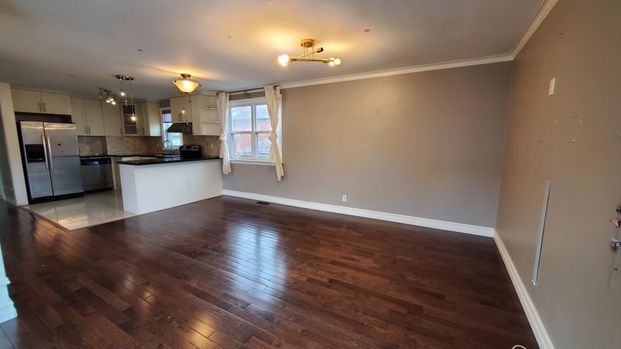 For Lease - 18 Maywood Park, Toronto, Ontario - Photo 1