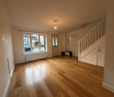 3 bedroom terraced house to rent - Photo 2