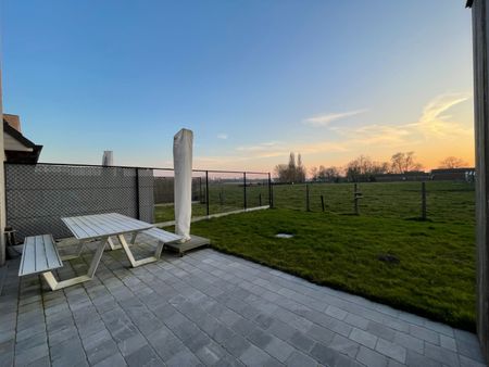 Halfopen, recente, nieuwbouwwoning te huur te Roeselare - Photo 2