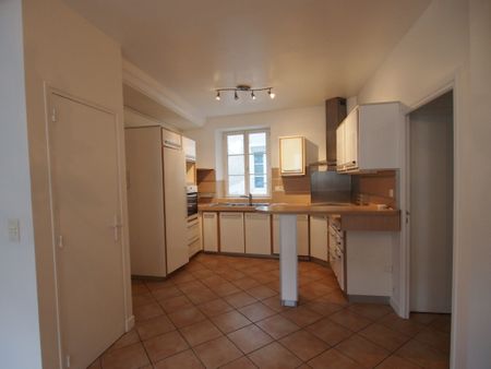 Location Appartement 3 pièces 78m² COULOMMIERS 77120 - Photo 2