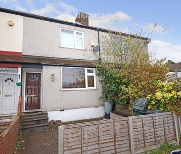 2 bedroom Terraced House to let - Photo 1