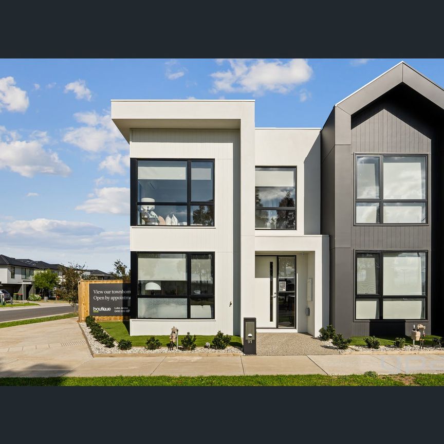 31 Toddington Avenue, Williams Landing, Vic 3027 - Photo 1
