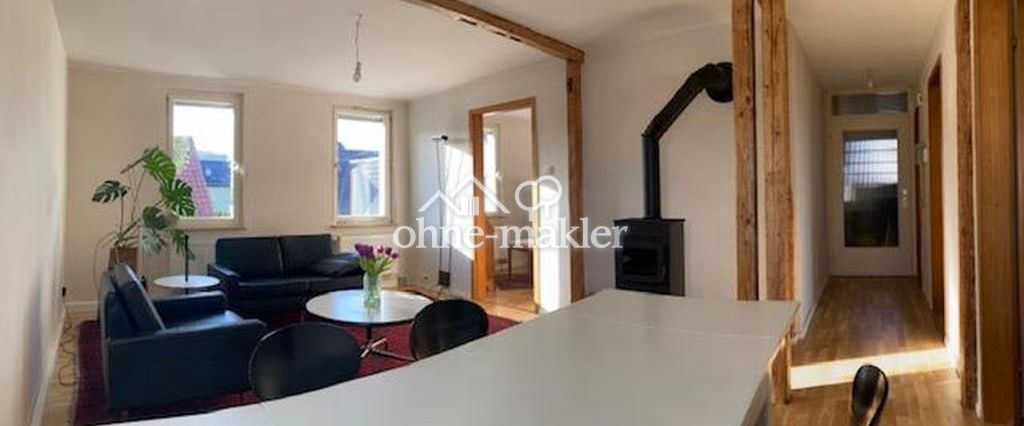 Hell, ruhig, renoviert - Altbauwohnung mit Parkett - optional Kaminofen - Photo 1