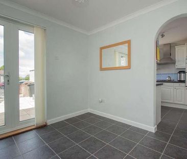 Antony Gardens, Plymouth, PL2 - Photo 2