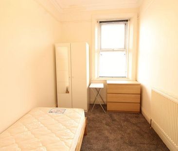 1 bedroom in a house share to rent - Photo 6