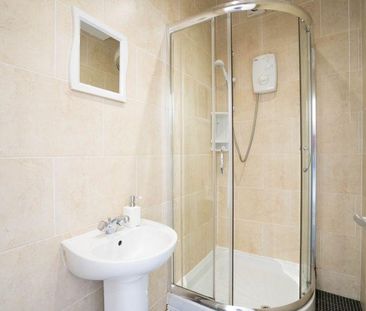 3 bedroom house share to rent - Photo 2