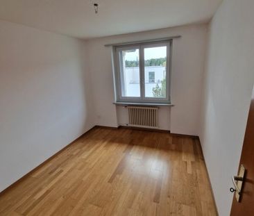 4 Zimmer, 71 m², 2. Stock - Photo 1